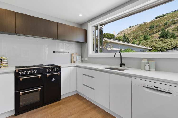 8 Whitfield Street_1