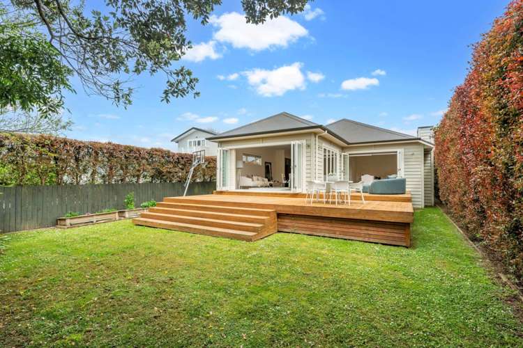 11 Atherton Road Epsom_14