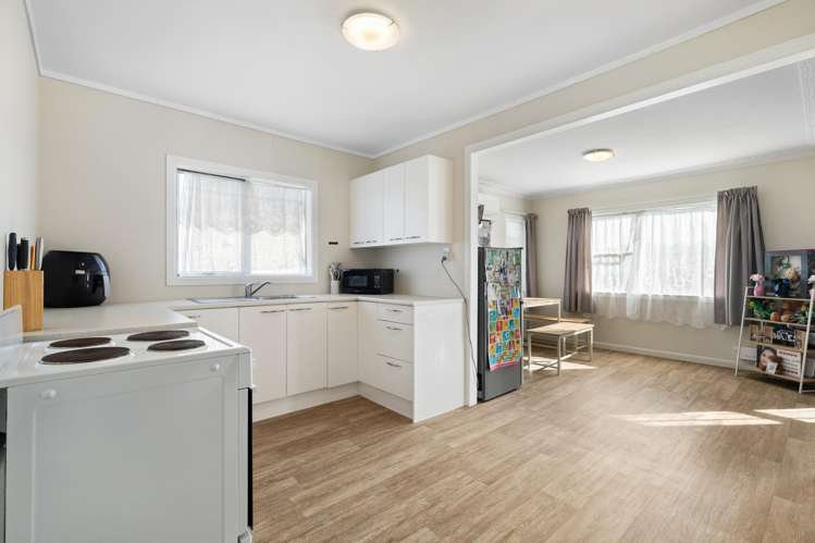 65 & 65A Princes Street Pukekohe_7