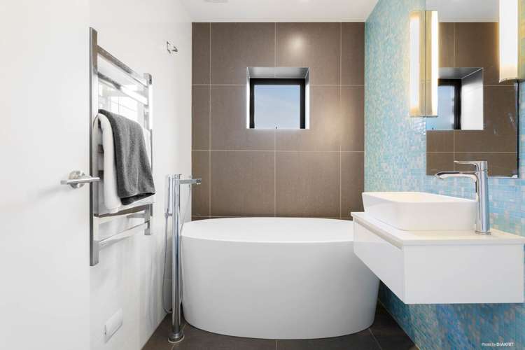 1/9 Earnoch Avenue Takapuna_12