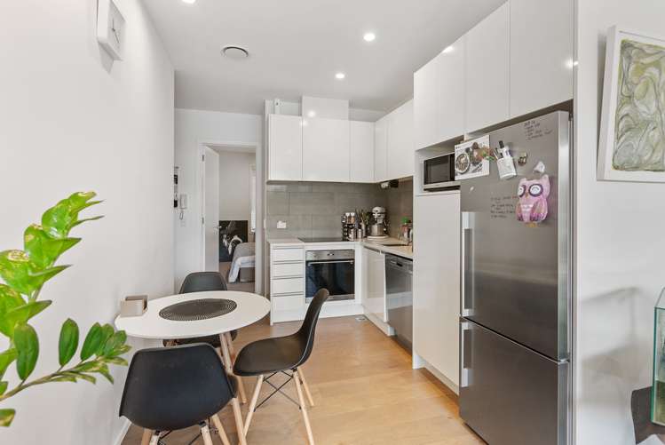 G02/26a Racecourse Parade Avondale_4