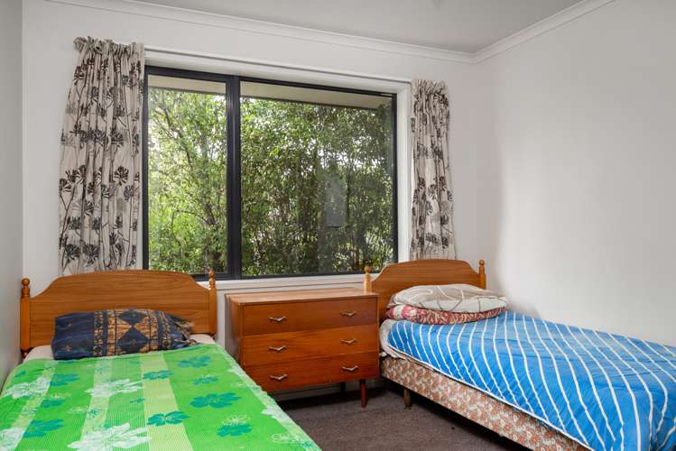 9b Foster Street Seddon_11