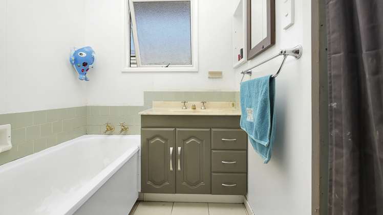 21 Broad Street Southbridge_10