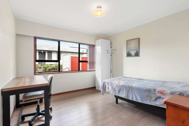 52 Brandon Road Glen Eden_10