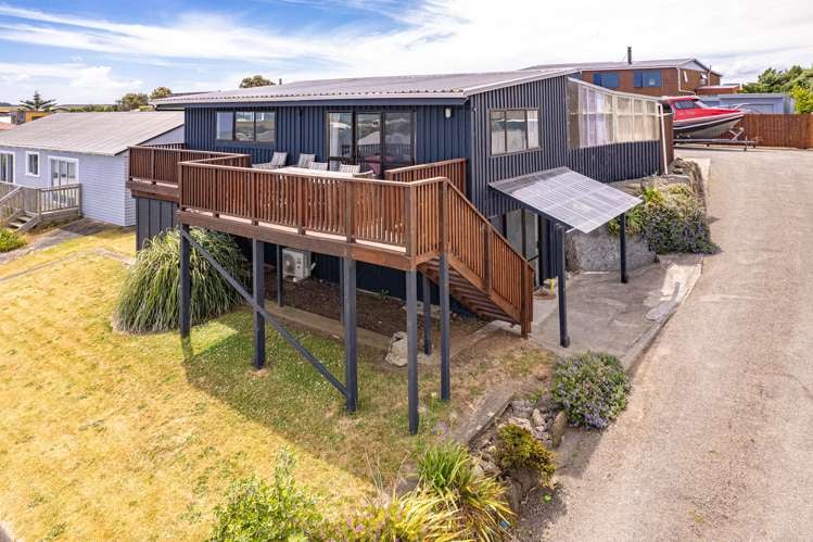 14 Okiwa Terrace Waiinu Beach_1