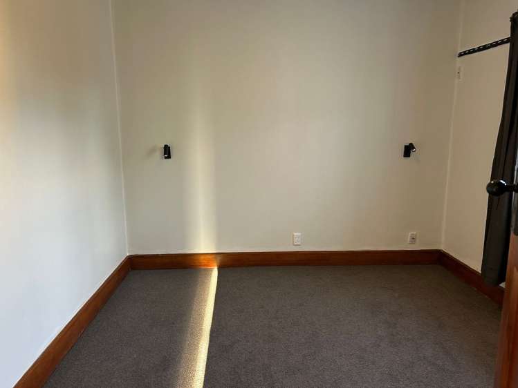 25 Walshs Road Allenton_13