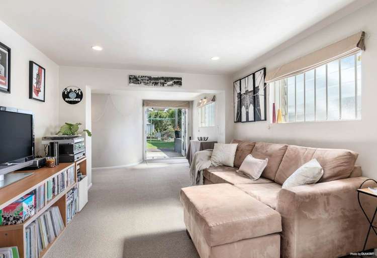 12 Geneva Place Blockhouse Bay_7