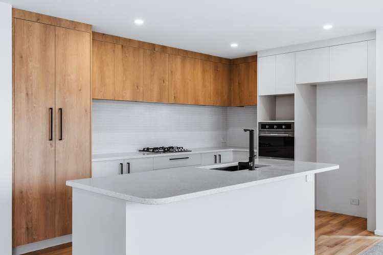 26 Makomako Crescent_5