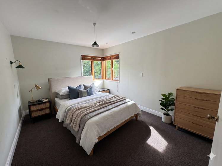 1a Renown Avenue 1677_6