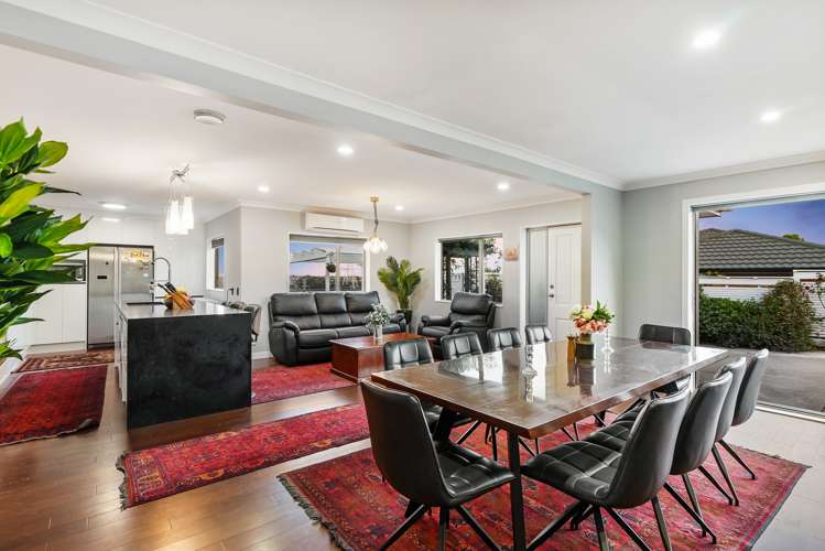 7 Exotic Place Massey_7