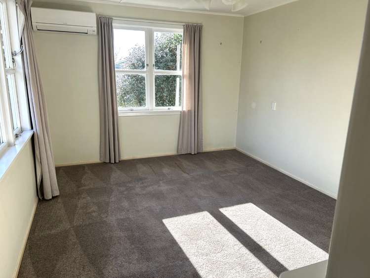 48 Daniell Street Featherston_3