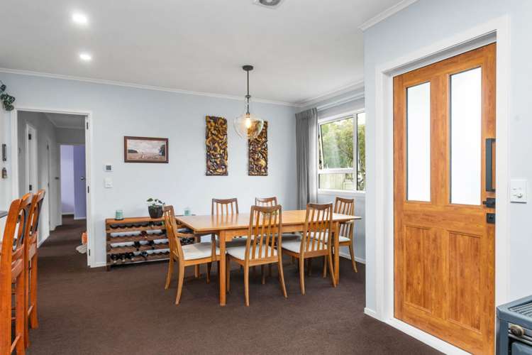 9 John F Kennedy Place Glen Eden_17