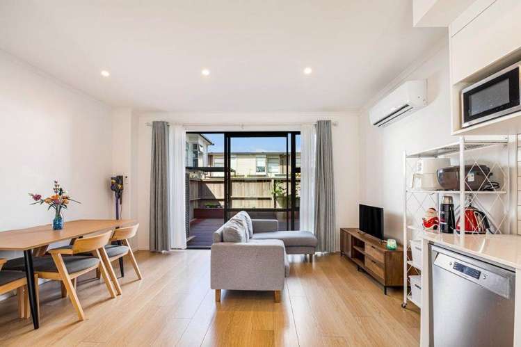 28D Ian Morrison Road Hobsonville_2