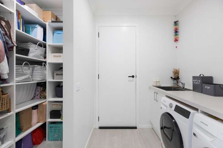 8 Hattersley Grove Churton Park_27