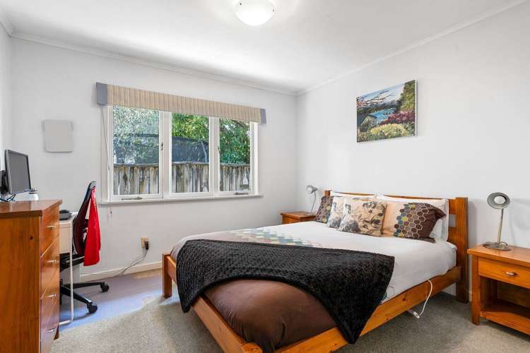 1/1 Gloria Avenue Te Atatu Peninsula_11