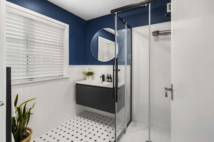 4 Ashleigh Crescent Miramar_10