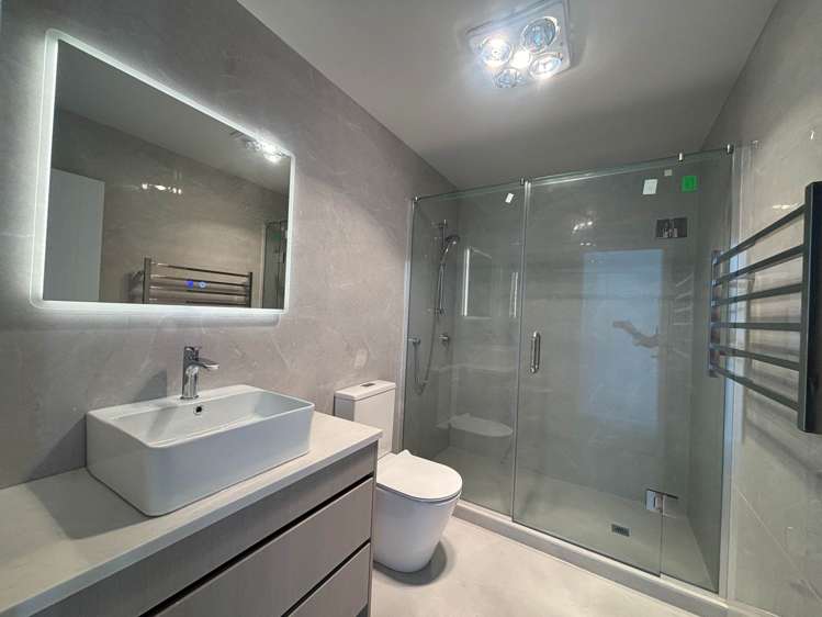 8B Starling Place Ranui_8