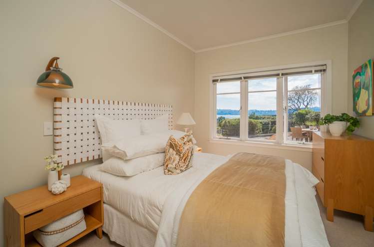 22 Boyd Avenue Mangere Bridge_11