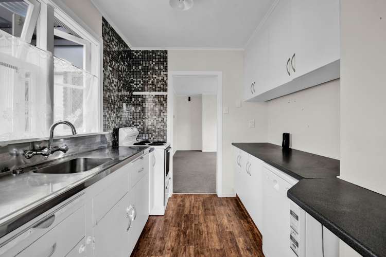 8 George Street Hawera_6