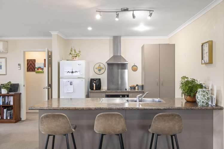 108 Solway Crescent_5