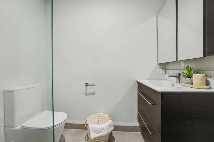 3/321 Lincoln Road Addington_17