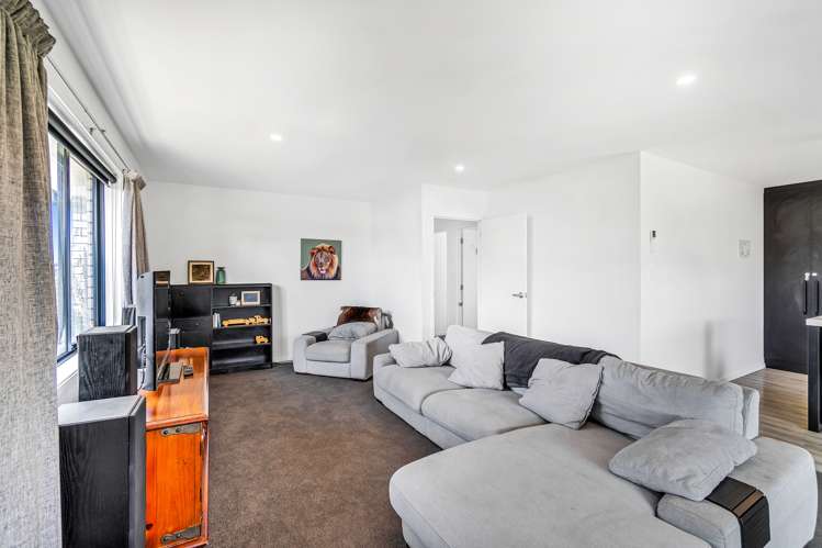 23 Lady Isaac Drive Rolleston_5