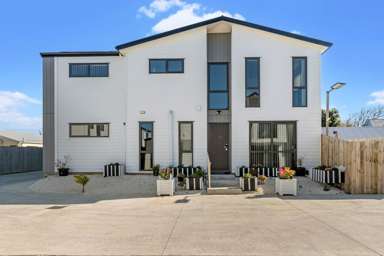 Lot 1-18/11,13,15 Kimpton Road_2