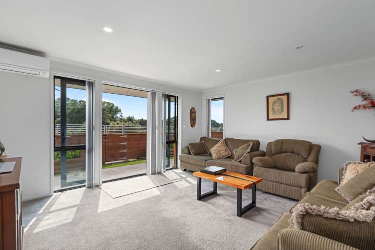 24 Carrington Drive Papamoa_6