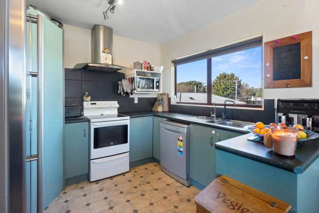 10b Linton Crescent Matua_4