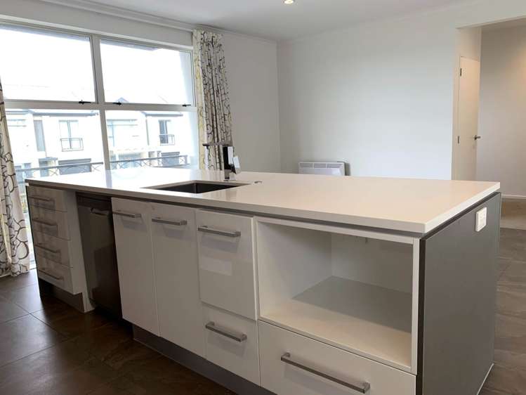 129 Barbarich Drive Stonefields_4