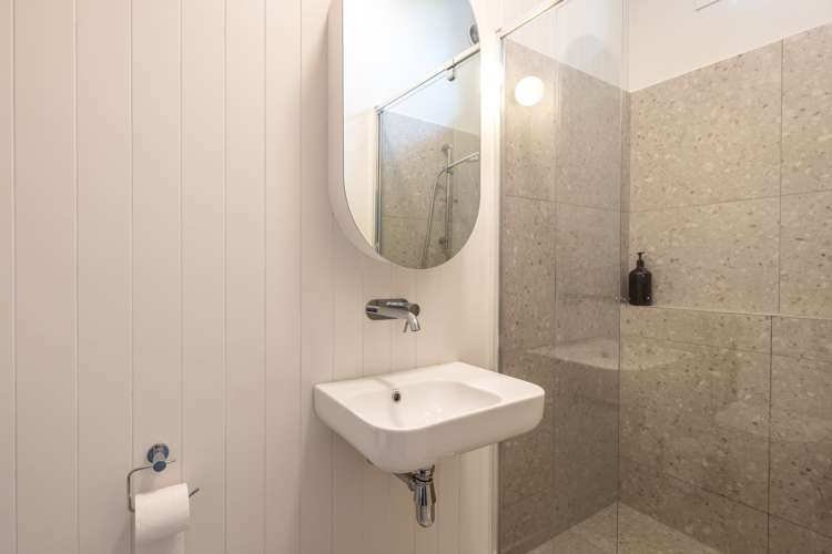 11 Putiki Road Ostend_16