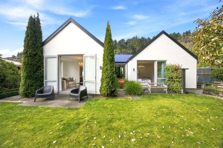 4 Chorley Place Hillsborough_14