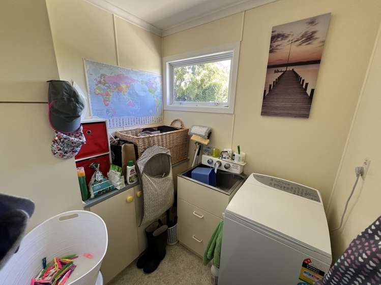 21 Brookes Terrace Waitara_23