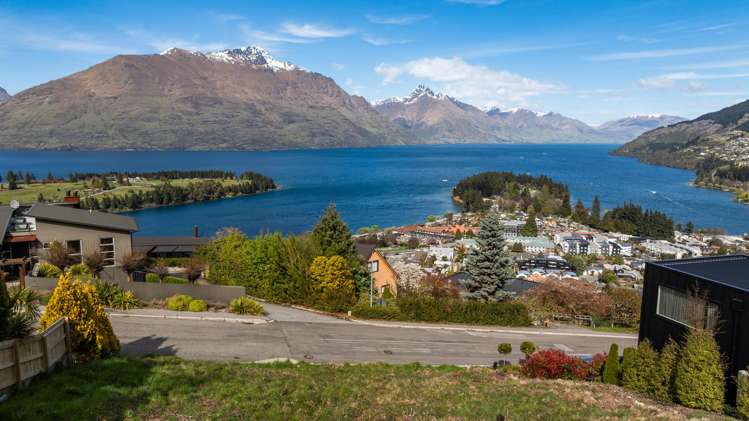 8 Manchester Place Queenstown_9