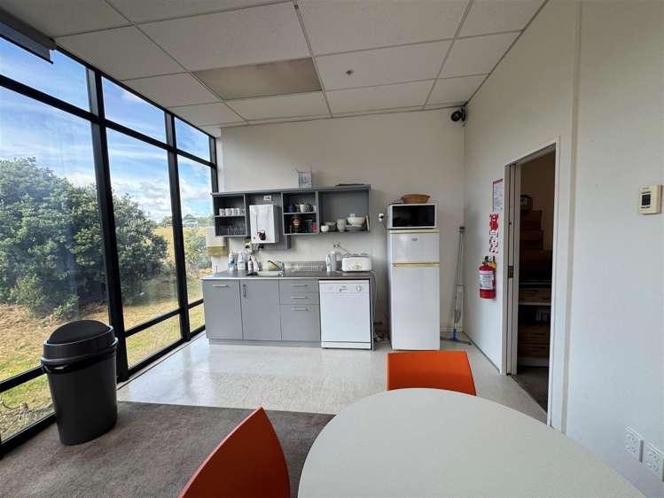 Ground Floor, 56 Cawley Street Ellerslie_4