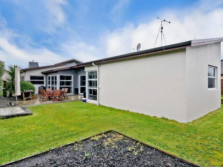 73 Wiltshire Drive Huntington_5