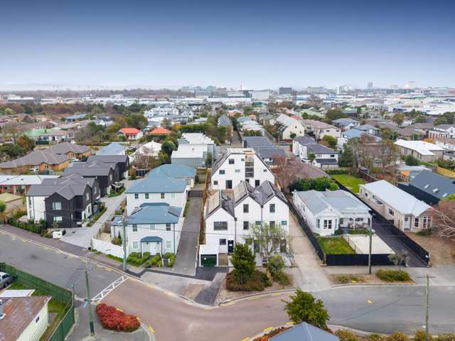 2/65 Ruskin Street Addington_2