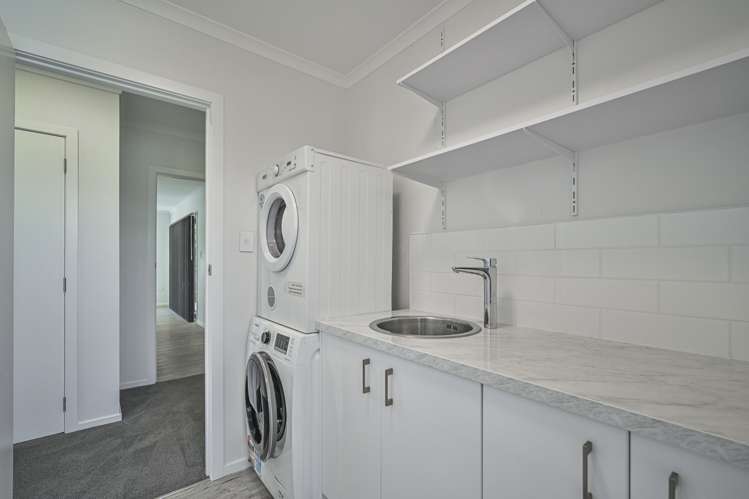 68 Middle Road Havelock North_13