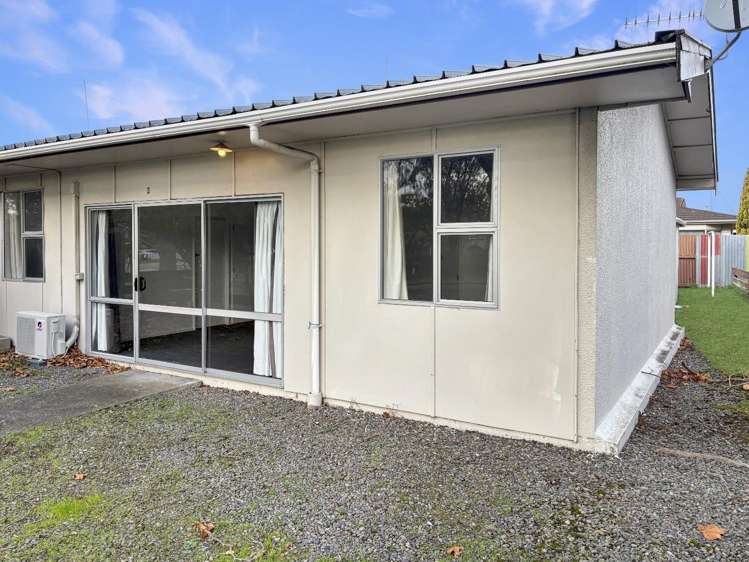 2/80 Russell Street 10930_10