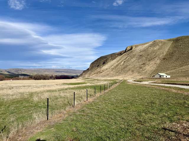 1061 Ardgour Road Tarras_2