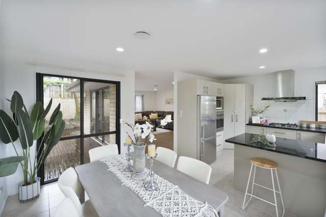 27a Chorley Avenue Massey_2