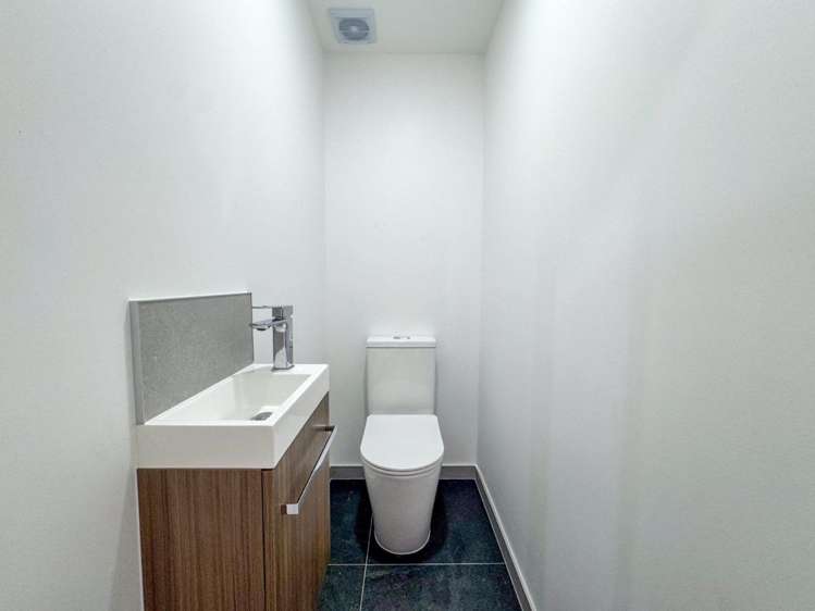 9/21 Eastview Road 10026_10