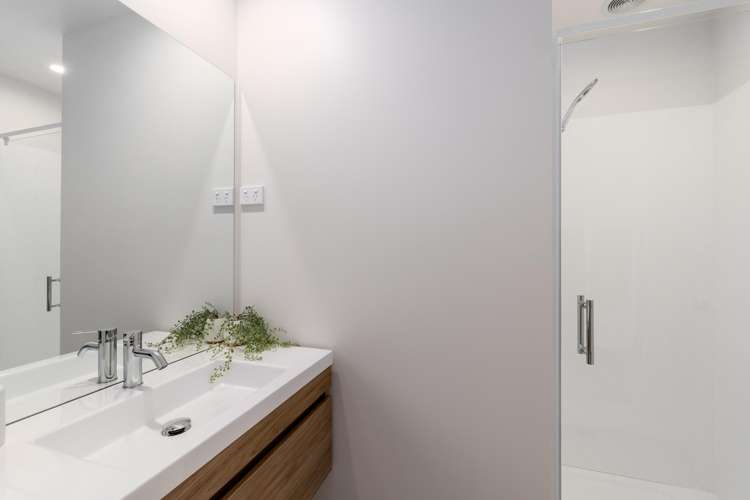 13/9c Cuffs Road Wainoni_10