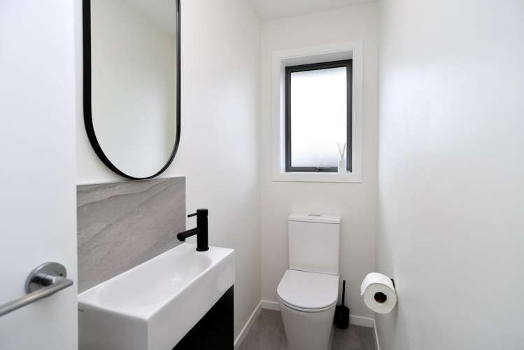 25 Dunstan Crescent Hornby_18