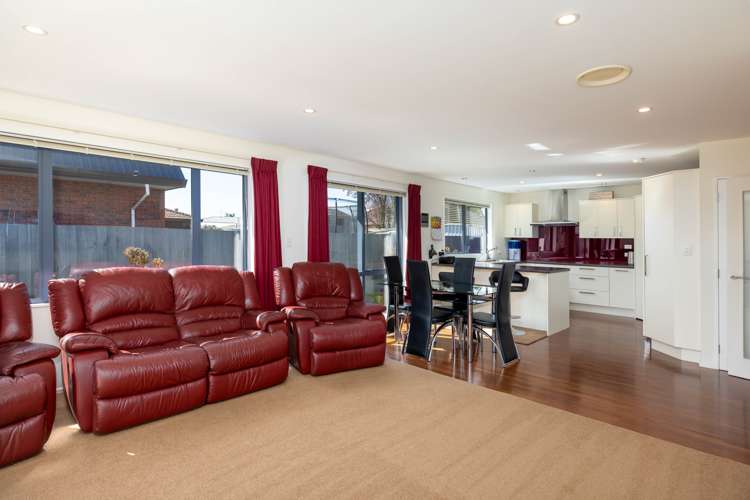 35 Loughton Street Burwood_4