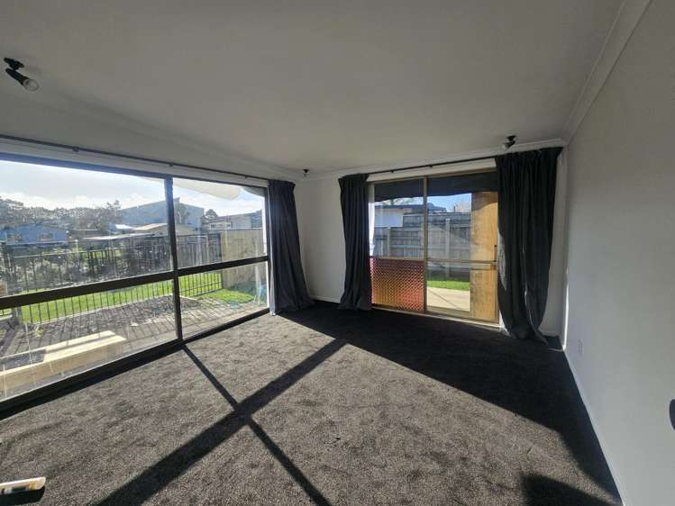 8 Rewa Street 1240_11