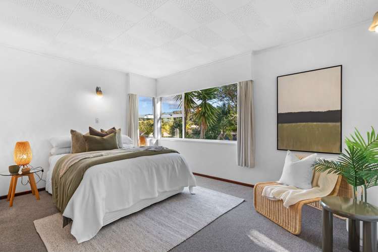 14 Parkland Crescent Te Kamo_8