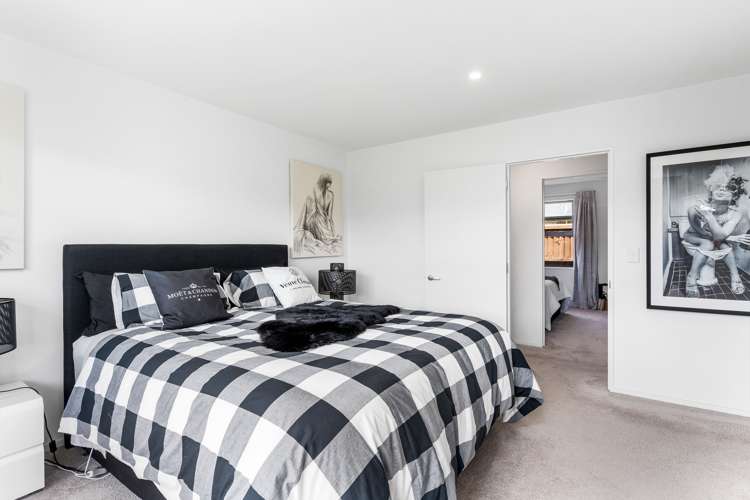 3 Phelan Place Aidanfield_18