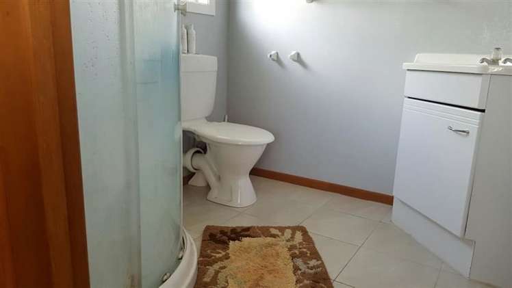 5 Mackenzie Street Te Atatu South_16