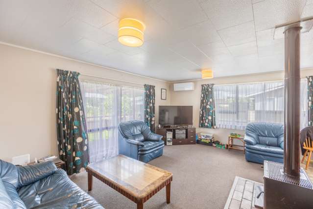 1 Latham Stubbs Crescent Waipawa_4